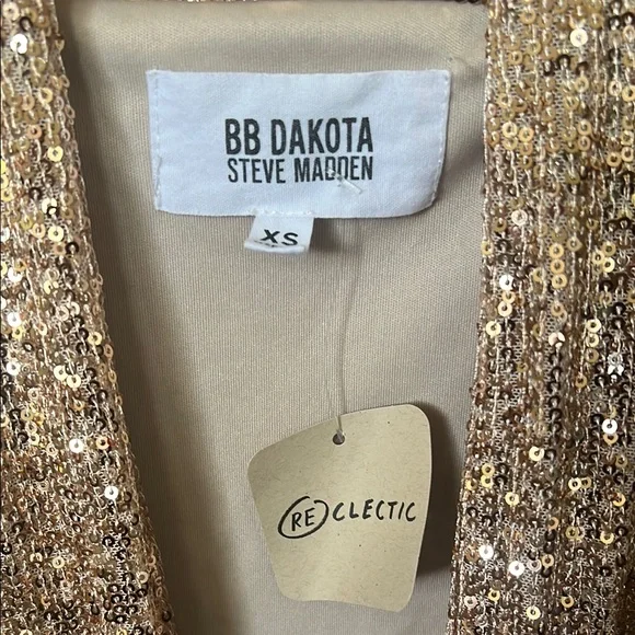 ✨ BB Dakota x Steve Madden Rose Gold Sequin Jacket ✨ - Picture 3 of 11